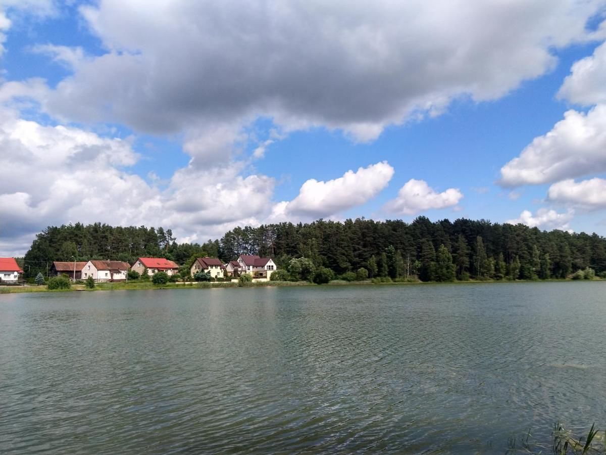 Лоджи Domki Letniskowe Szczycionek Щитно
